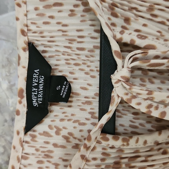 Simply Vera Wang Flowy Top Baloon Sleeve Ruffle Hem Small Bohemian Cottagecore - Picture 8 of 11